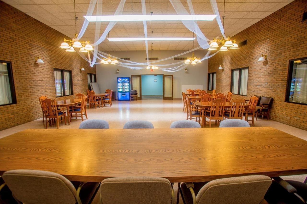 Lafayette Inn Moundsville Екстер'єр фото