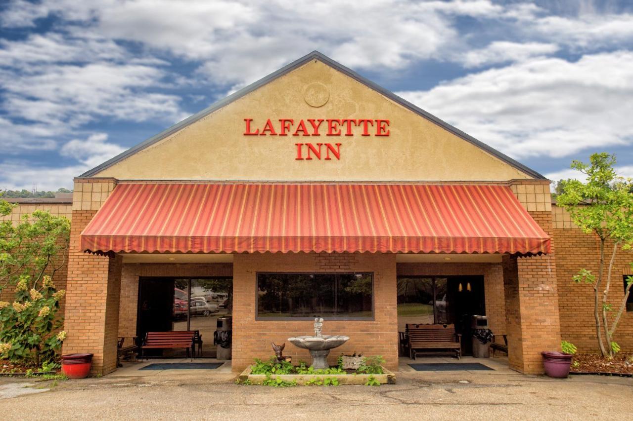 Lafayette Inn Moundsville Екстер'єр фото